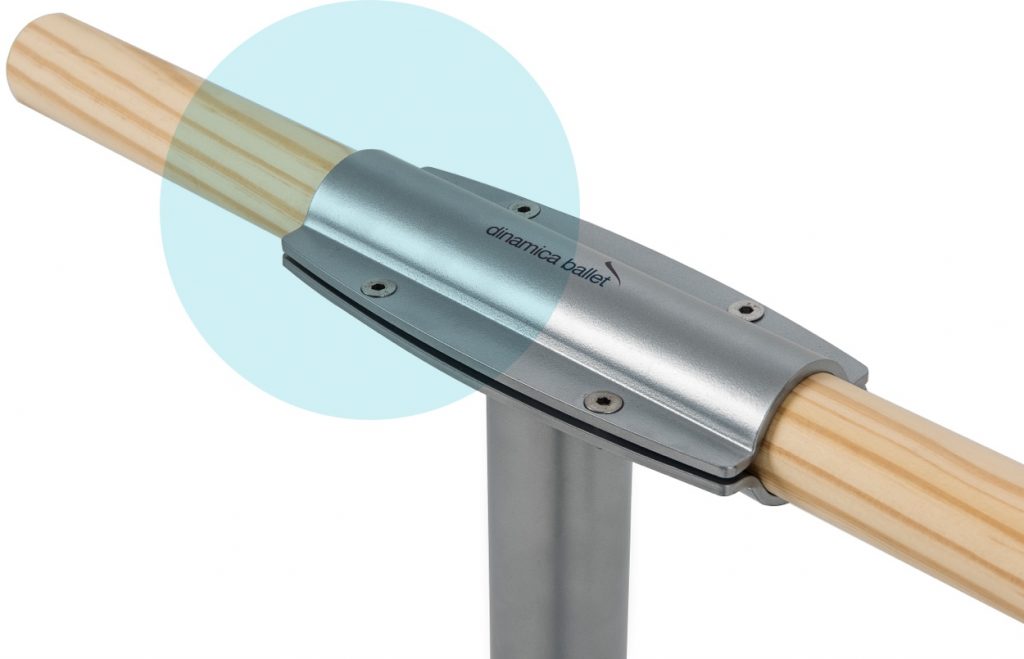 Barra de ballet portátil profesional con una barra de madera